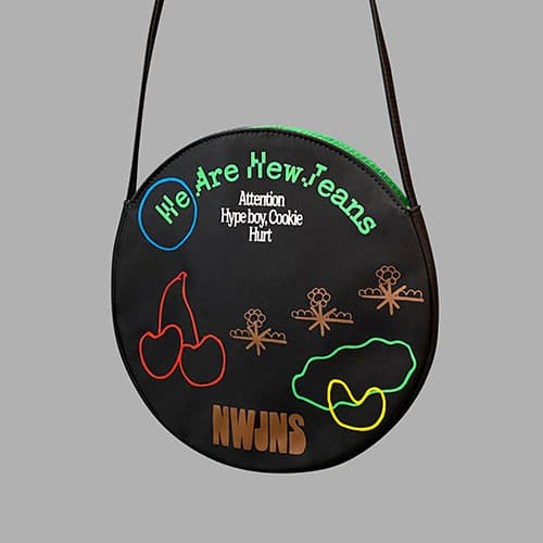 NewJeans – 1st EP [New Jeans] [Bag (Black) ver.] [Limited]